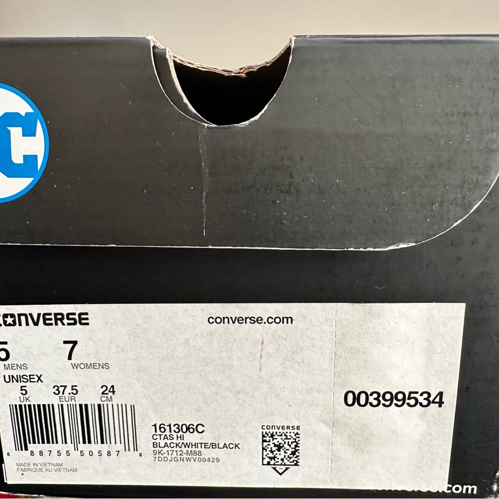 Converse All Star WNS Wonder Woman Vol 1 High-Top Sneakers - Black and White - Picture 3 of 7